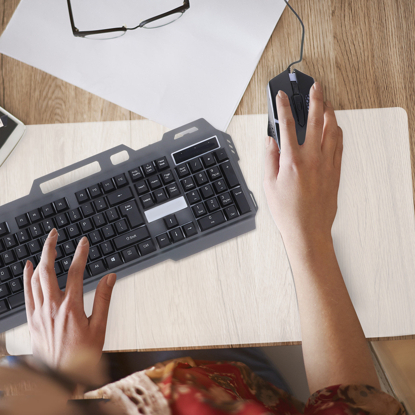 Przezroczysta osłona na biurko – Home Office Keyboard recenzja i cena